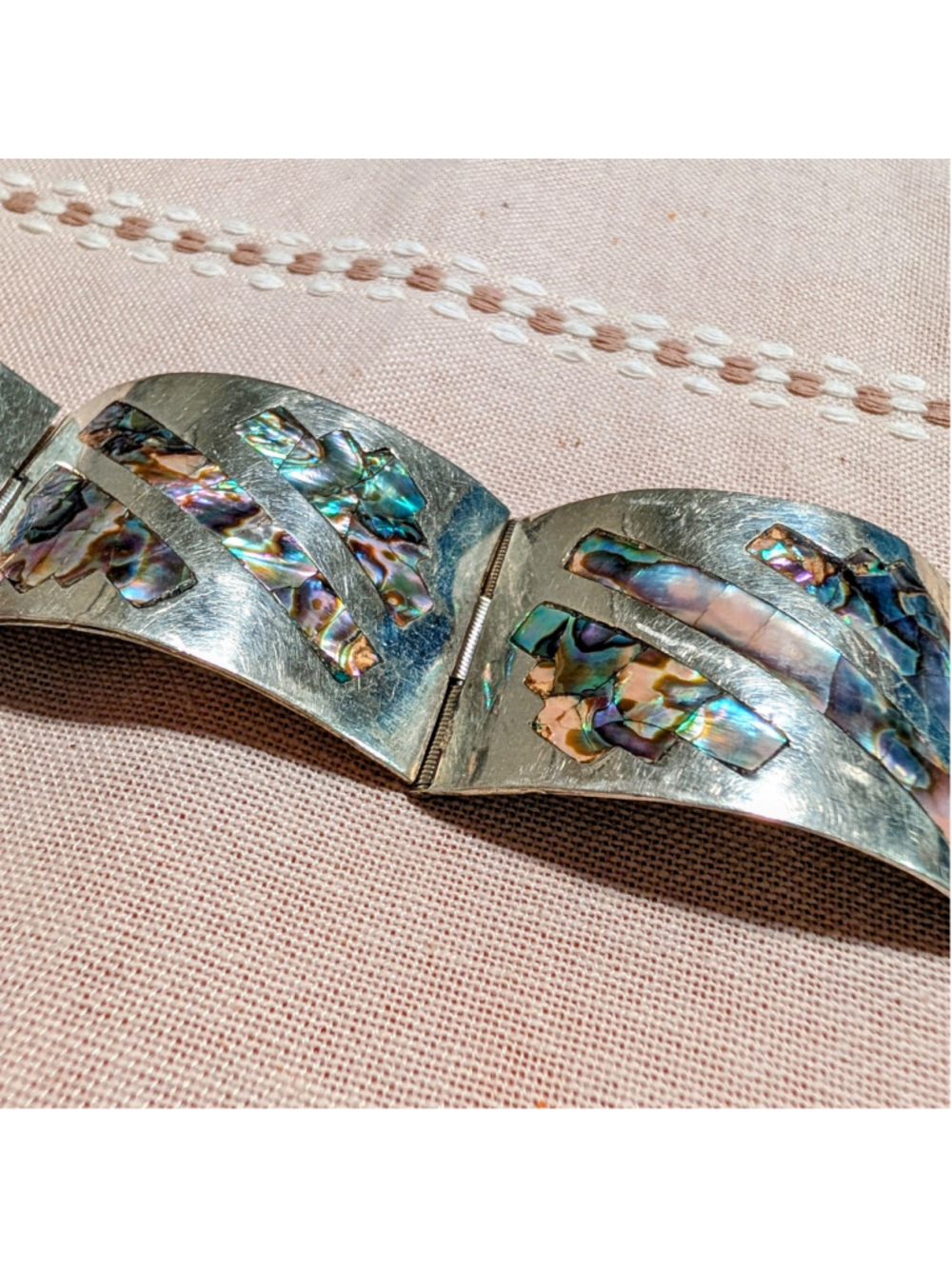 Vintage Taxco Mexico Abalone Shell Inlay Panel Bracelet Wide Statement Cuff MCM - Picture 4 of 9